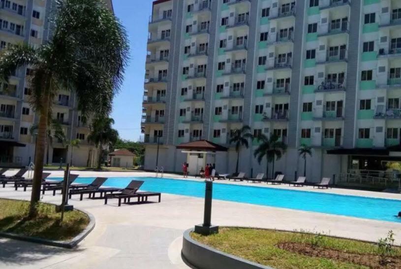 Affordable Condotel Near Manila Airport エクステリア 写真